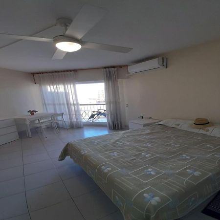 Studio Met Ideale Ligging Torrevieja Bagian luar foto